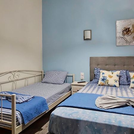 Hara Apartment In Front Of The Beach Paralía Екстериор снимка