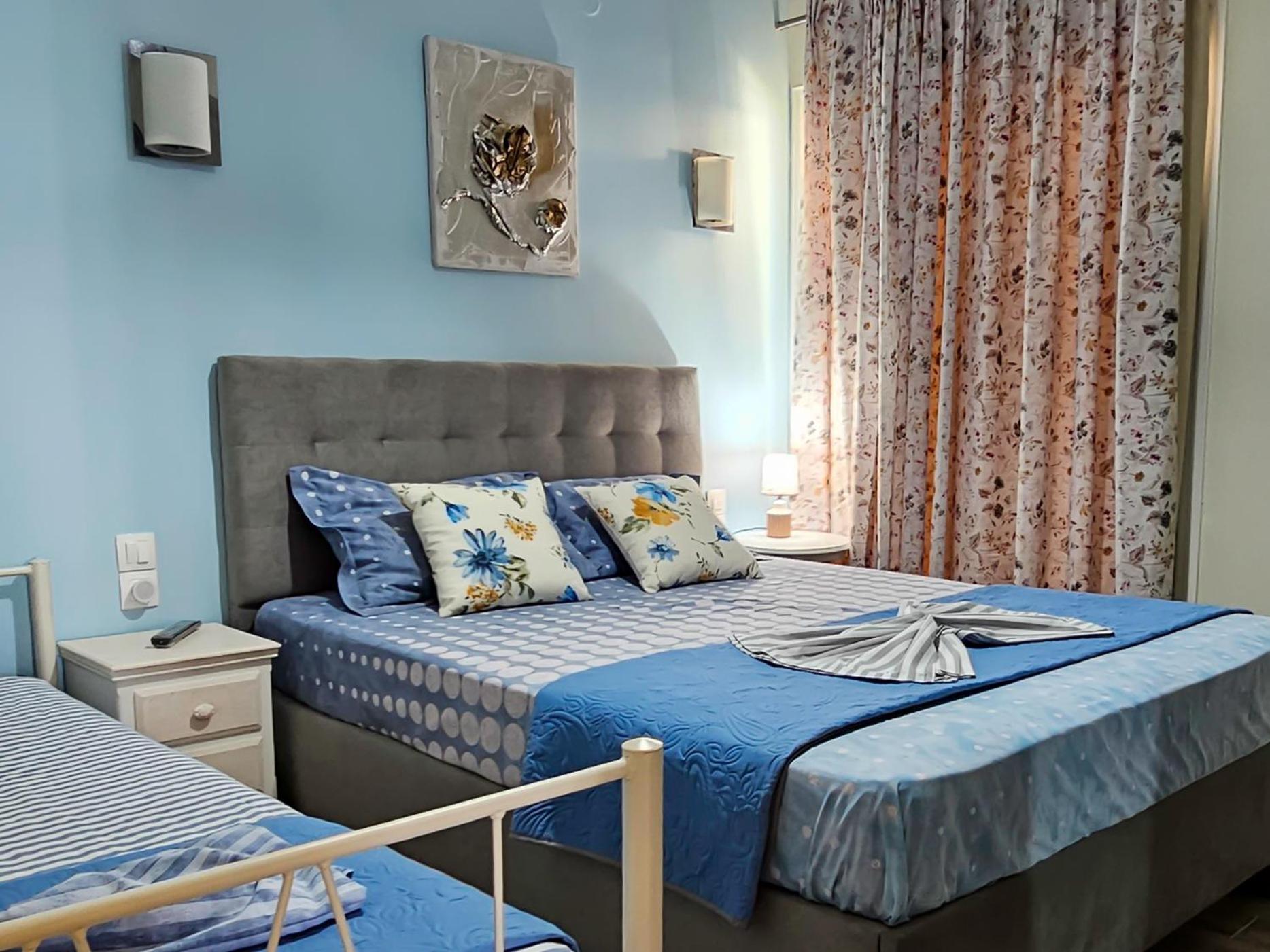 Hara Apartment In Front Of The Beach Paralía Екстериор снимка